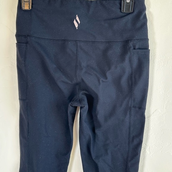 Skechers Black High-Waisted Leggings with Side Pockets Sz M - Picture 6 of 8